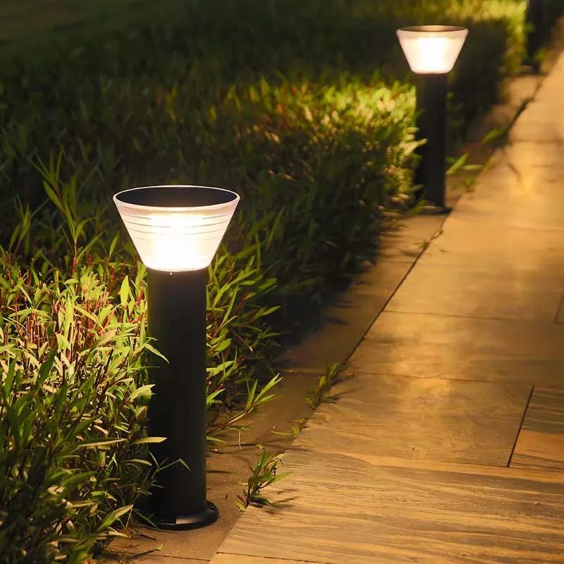 Solar Bollard Light (B02)
